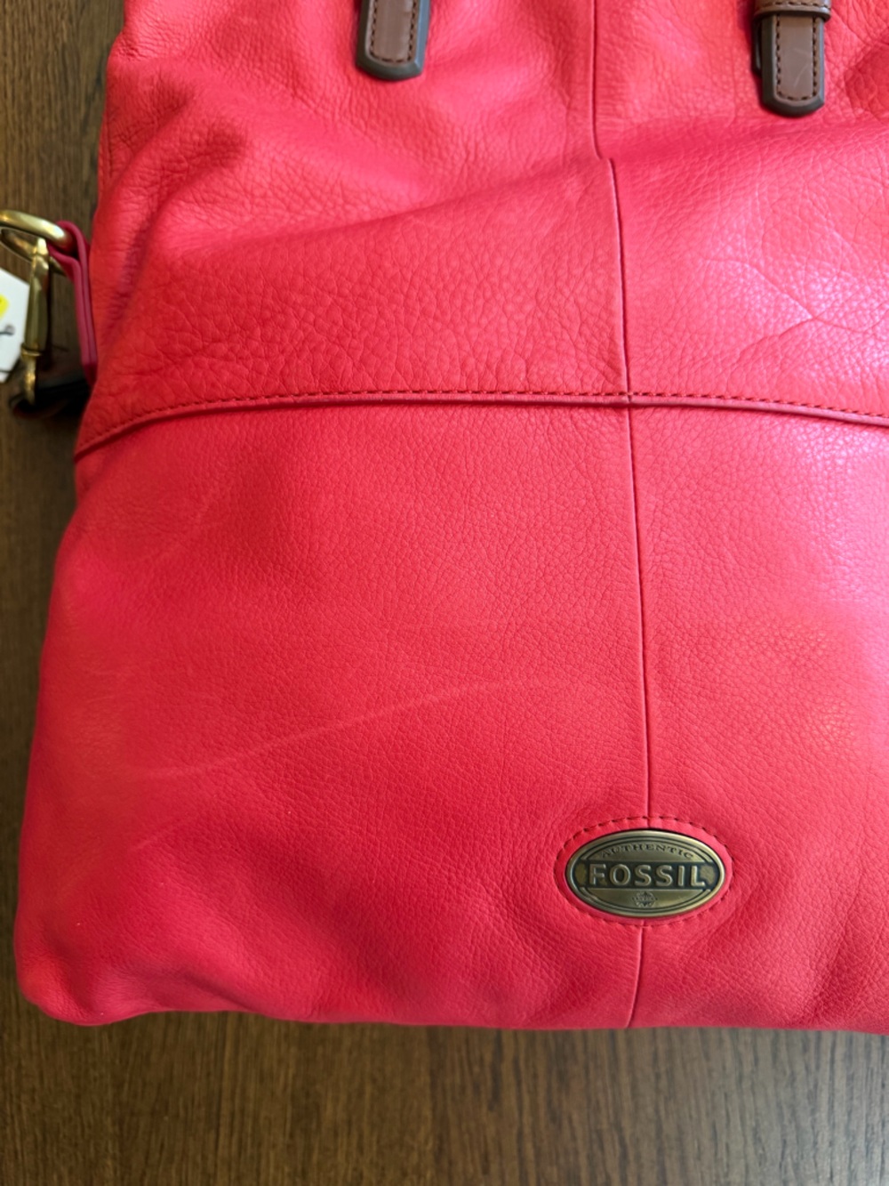 NWT Fossil Red Leather Explorer Fold Over Convertible Shoulder Tote w Brown Trim - Picture 8 of 13
